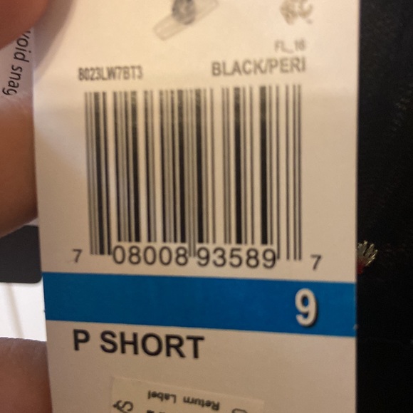 Dress - Picture 7 of 7